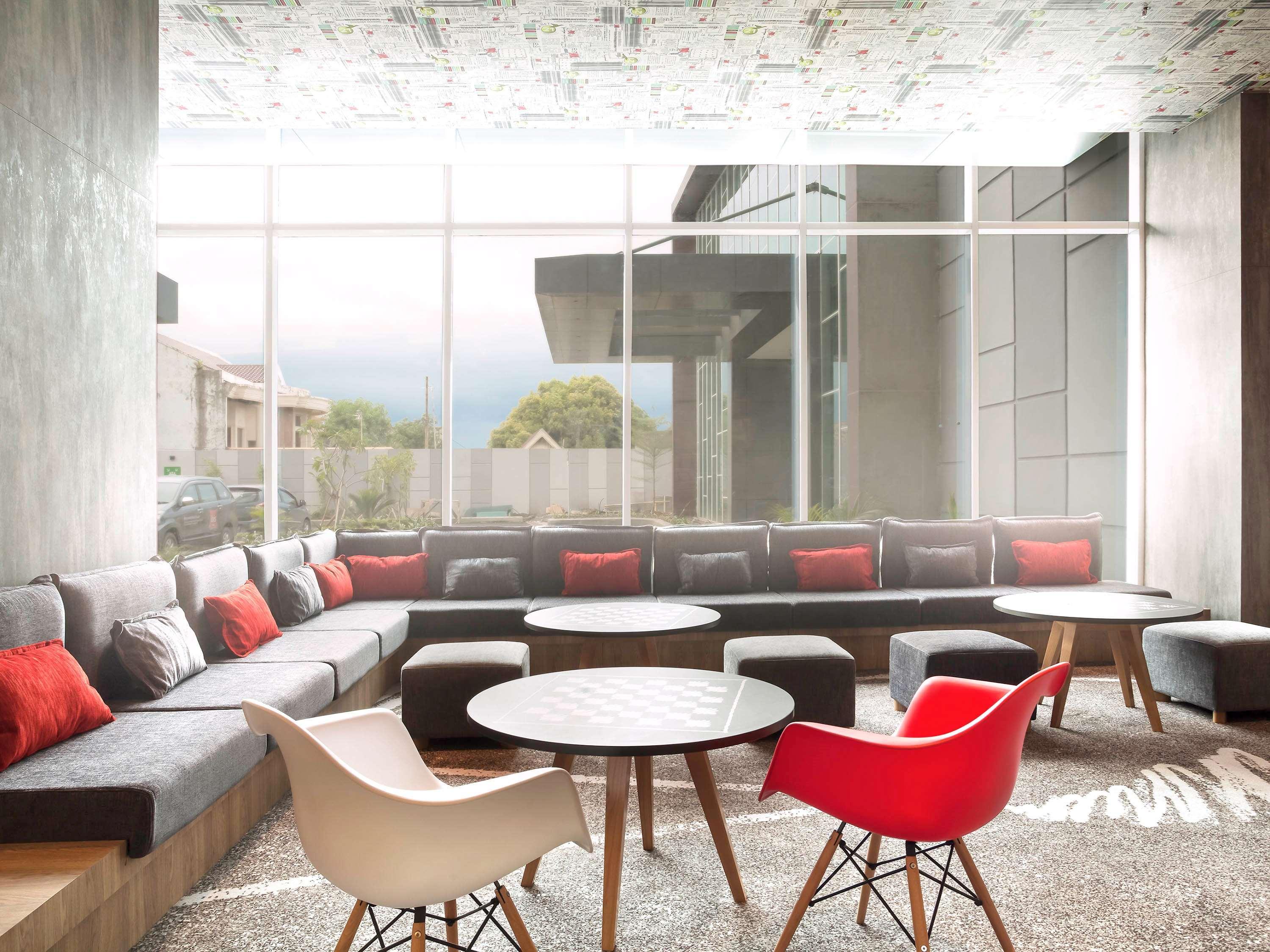 Ibis Makassar City Center Luaran gambar