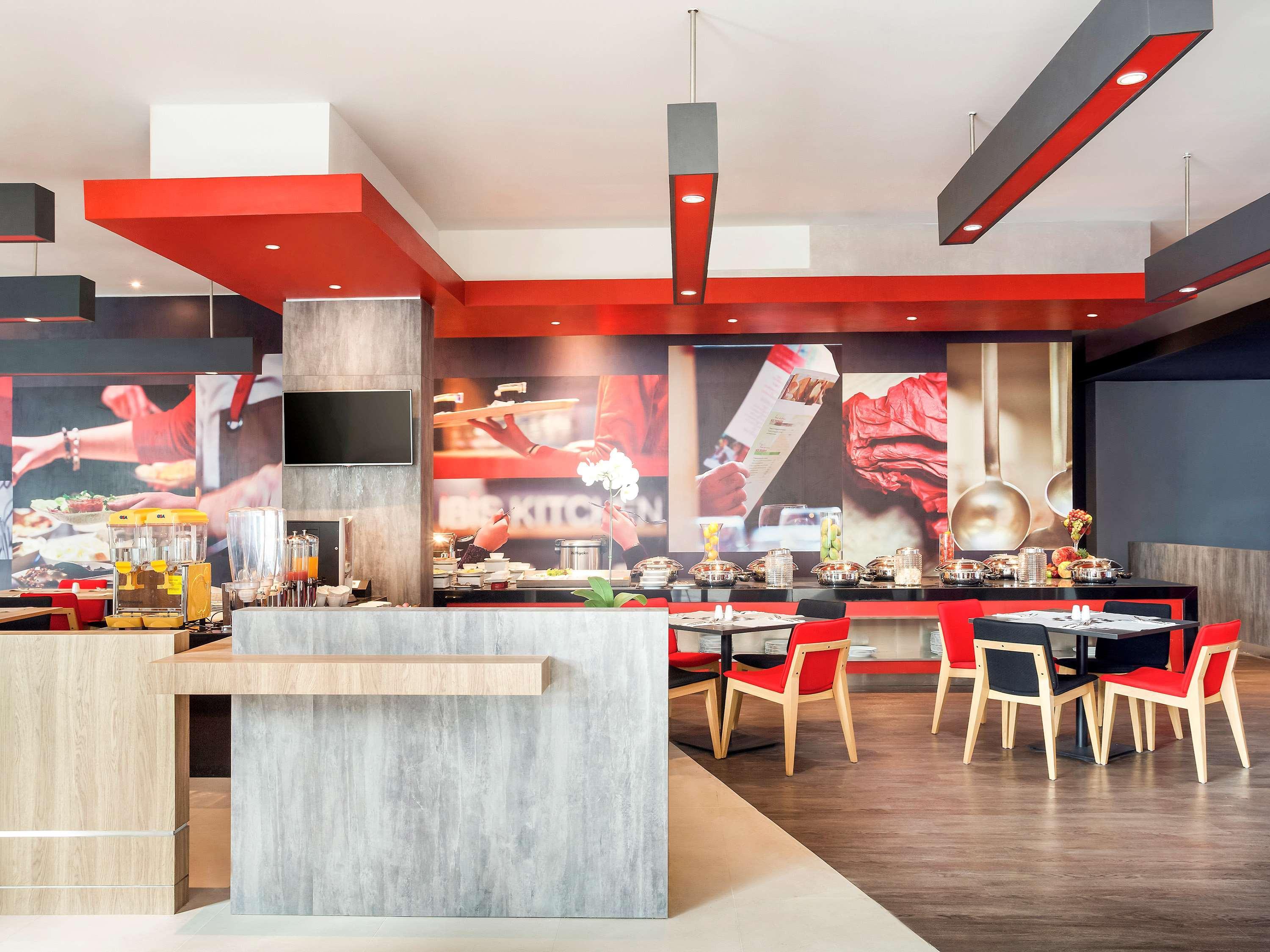 Ibis Makassar City Center Luaran gambar