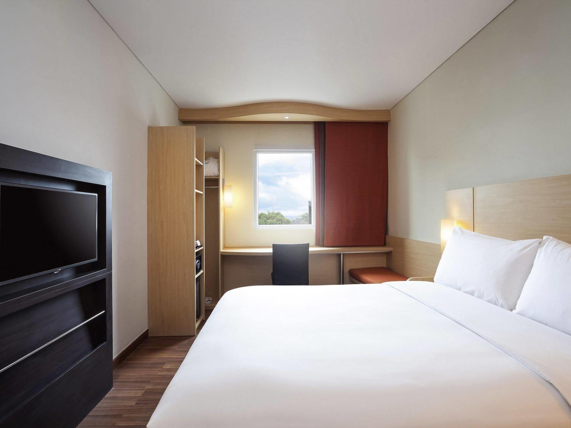 Ibis Makassar City Center Luaran gambar